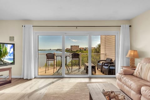 Condo, Multiple Beds (Captain's Cove #203) | Living area