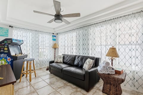 House, Multiple Beds, Patio, Garden View (Sea Side Escape) | Living area