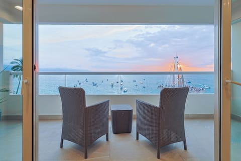 Ocean View Balcony Junior Suite | Terrace/patio