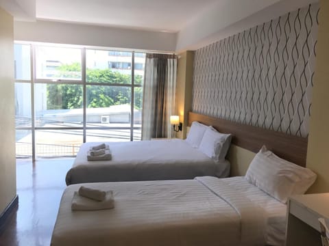 Desk, free WiFi, bed sheets