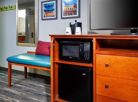 Desk, iron/ironing board, free cribs/infant beds, free WiFi