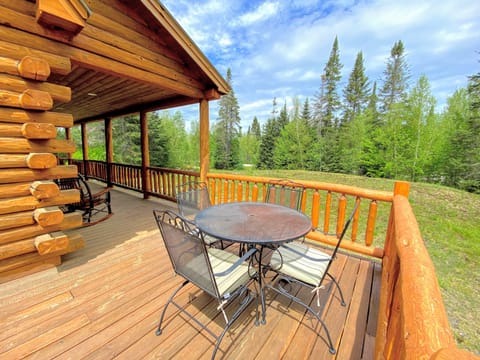 Chalet (3 Bedrooms) | Interior