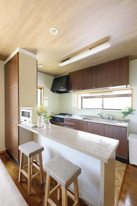 Family House, Garden View | Private kitchen | Electric kettle