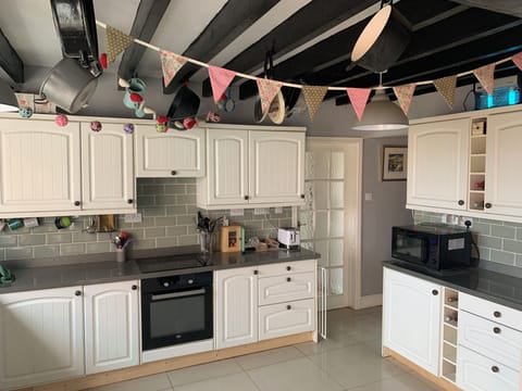 Shared fridge, microwave