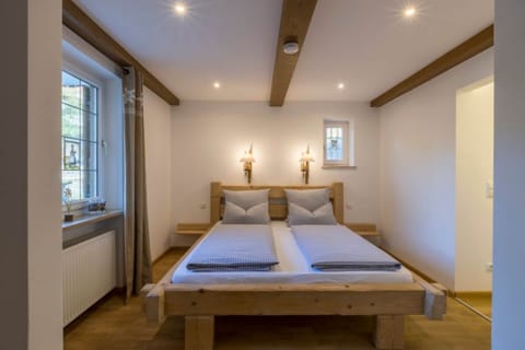 Apartment | 1 bedroom, individually furnished