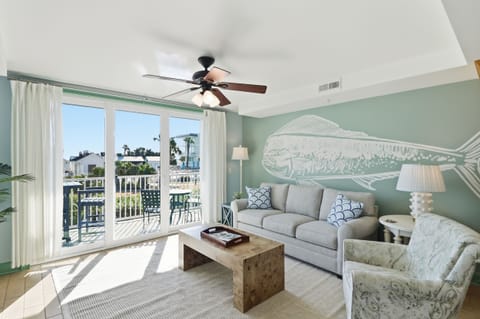 This is where slow mornings and easy evenings happen.
Coffee on the table, windows open, the island breeze drifting through.
Thoughtfully furnished for comfort, not just looks.
