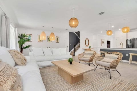 House (Multiple Bedrooms) | Interior