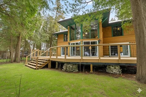 Back Porch facing the water!