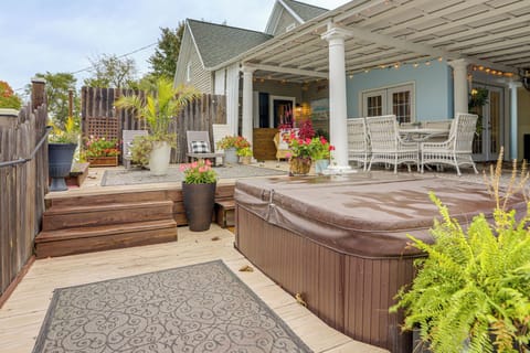 House (4 Bedrooms) | Front of property