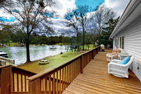 House (3 Bedrooms) | Front of property