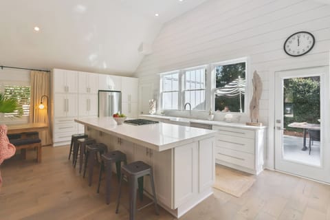 Your spacious kitchen offers everything you need for memorable meals, with modern appliances and an oversized island perfect for cooking and gathering together.