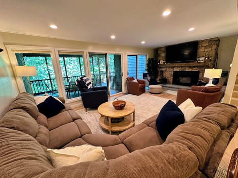 Villa (5 Bedrooms) | Interior