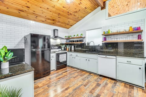 Kitchen | 1st Floor | Cooking Basics | Drip Coffee Maker | Microwave | Toaster