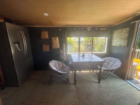Living area- sunroom.