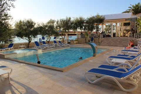 Holiday Home Swimming Pool