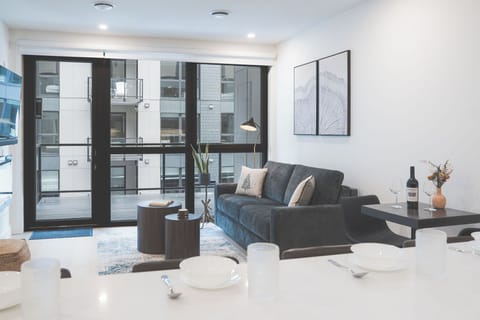 Revy Stay & Play- Living Area