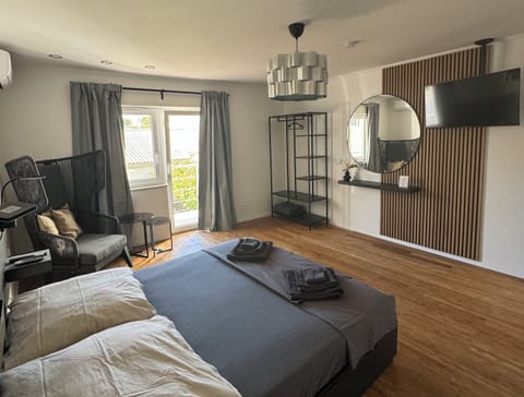 Comfort House, 2 Bedrooms | Free WiFi, bed sheets