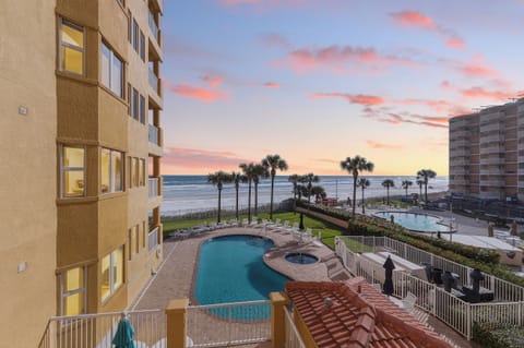 Welcome to Atlantic Villas 202