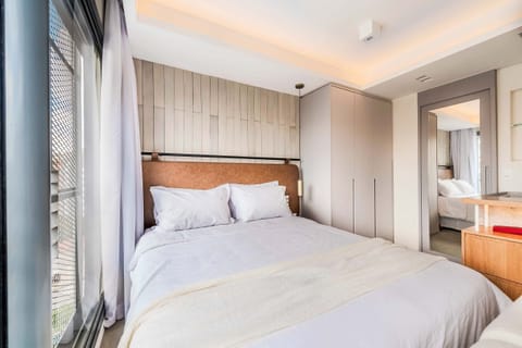 Apartment | Blackout drapes, iron/ironing board, WiFi (free)