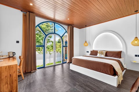 Deluxe Triple Room | Desk, soundproofing, free WiFi