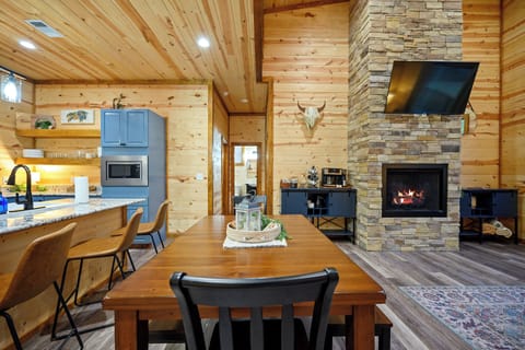 Kitchen & Dining Area | Cooking Basics | Dishware/Flatware