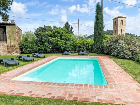 Mountainous Landforms, Vegetation, Mountain, Hill, Shrub, Hill Station, Village, Hacienda, Eco Hotel