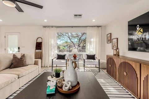House | 4 bedrooms, desk, high-speed internet