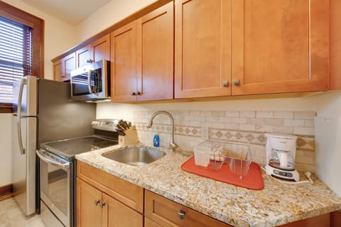 Apartment (0 Bedroom) | Interior