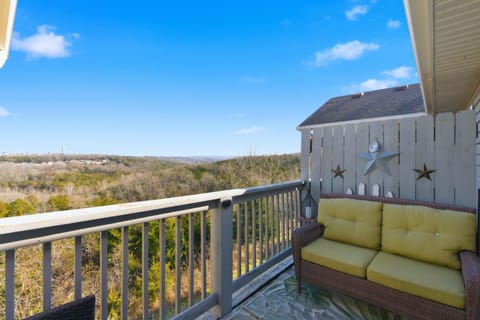 Condo, Multiple Beds, Balcony, Garden View (Ozark Viewpoint Retreat) | View from room