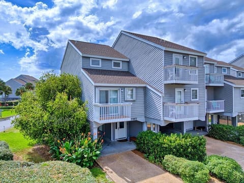 281 Parkside Circle