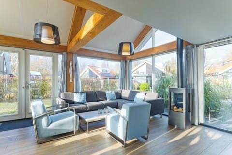 House | Living room