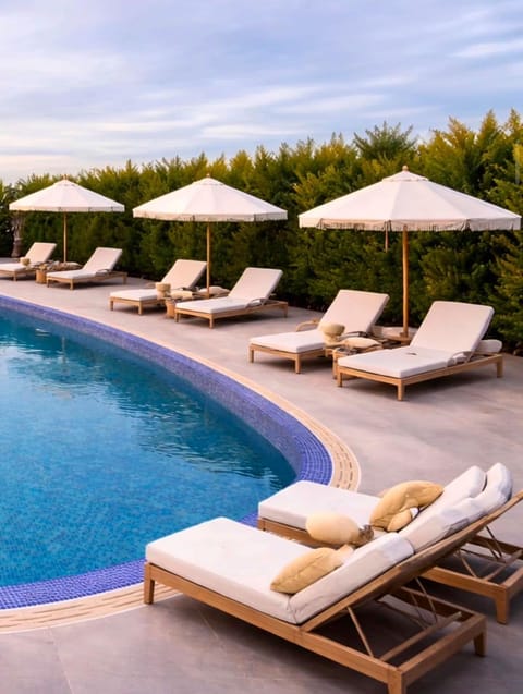 Seasonal outdoor pool