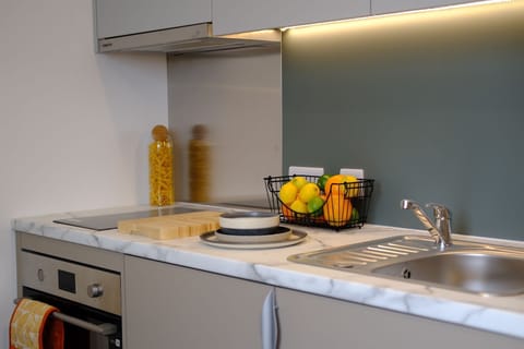 Studio, Non Smoking | Private kitchen