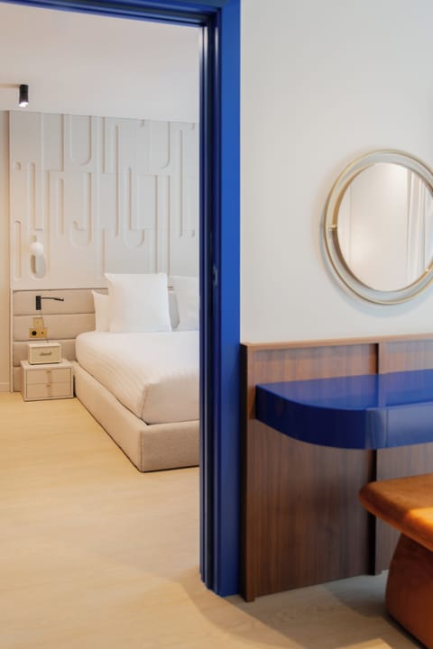 Family Room | In-room safe, WiFi (free)