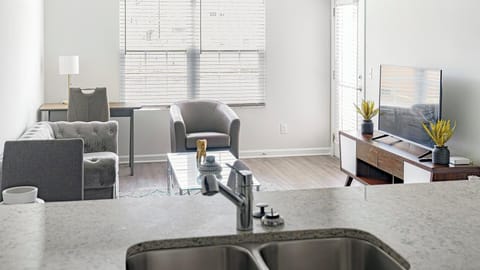 Apartment (2 Bedrooms) | Private kitchen | Fridge, coffee/tea maker