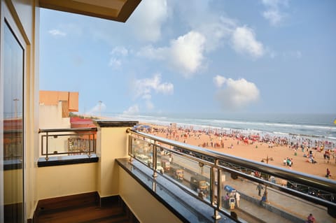 Executive Room, Ocean View | Property grounds