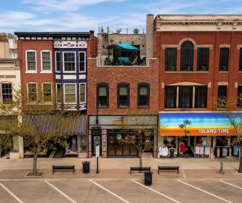 Welcome to South Haven Elevated!  A 3 bedroom, 3 bathroom luxury condo downtown South Haven!