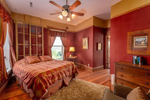 Emma Room 1*Private Space