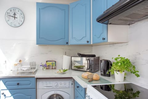 Orchard Cottage 23 05 01 0016