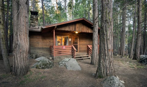 Chalet (2 Bedrooms) | Front of property