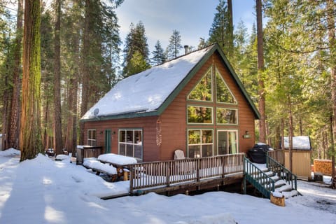 Chalet (2 Bedrooms) | Interior