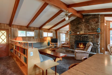 Chalet (5 Bedrooms) | Interior