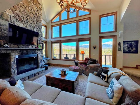 Villa (5 Bedrooms) | Interior