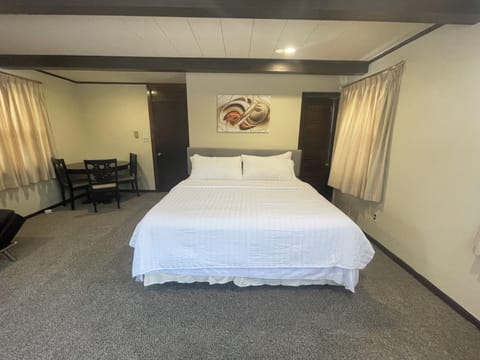 King Bedroom