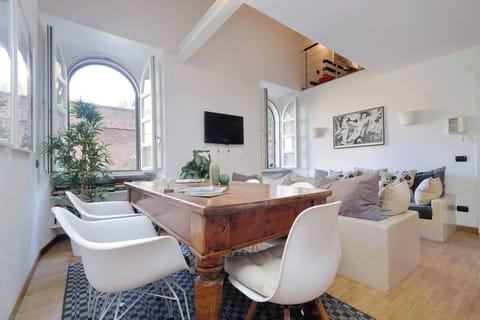 Condo, 2 Bedrooms | Dining room