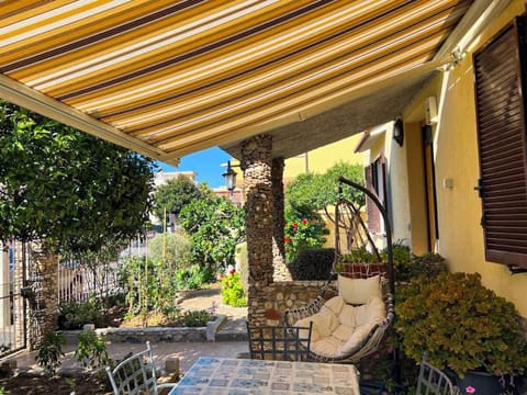 Apartment, 2 Bedrooms, Patio | Outdoor dining