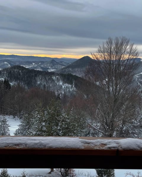 House, 2 Bedrooms, Mountain View | View from property