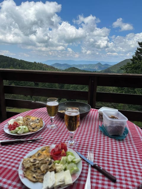 House, 2 Bedrooms, Mountain View | Dining room
