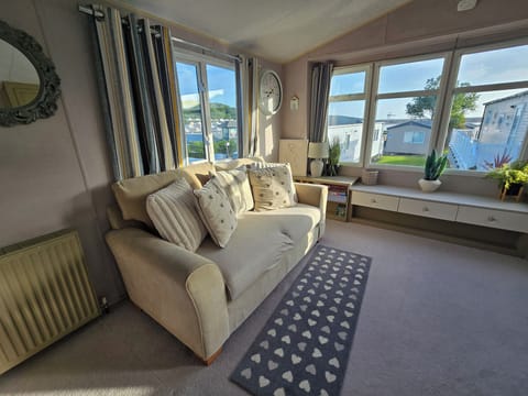 Cottage | Living area