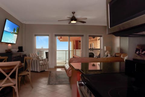 Condo, Multiple Beds (Paradise Shores 404 Seashell Inn) | Interior